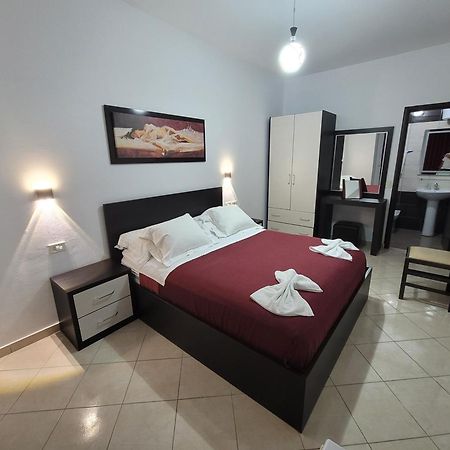 Haris Hotel Wlora Zewnętrze zdjęcie