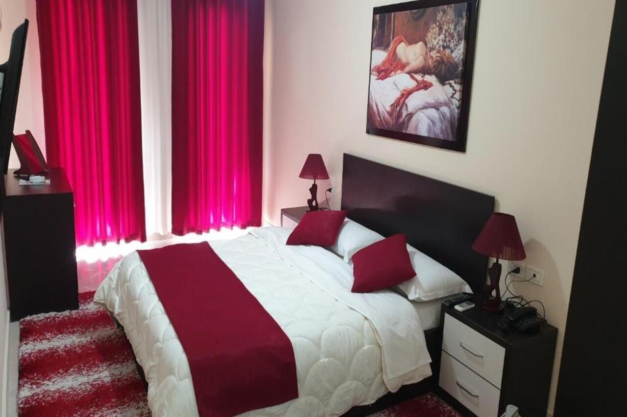 Haris Hotel Wlora Zewnętrze zdjęcie