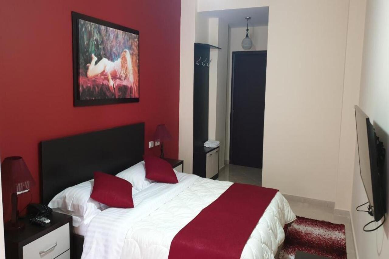Haris Hotel Wlora Zewnętrze zdjęcie