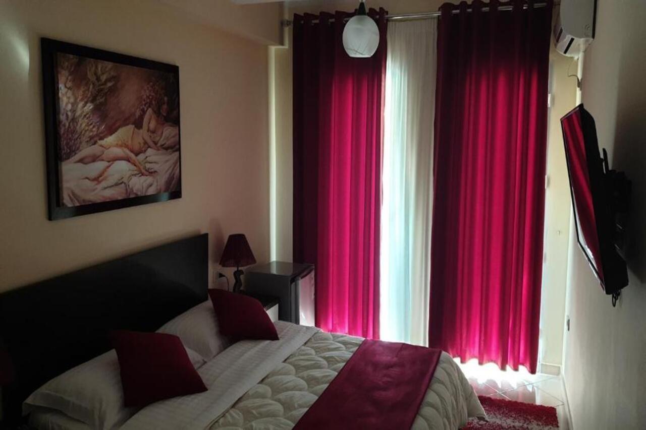 Haris Hotel Wlora Zewnętrze zdjęcie