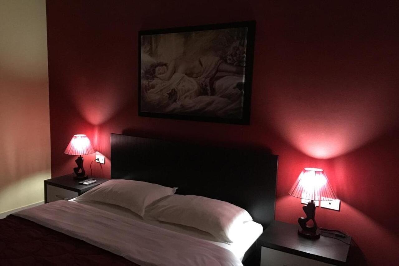 Haris Hotel Wlora Zewnętrze zdjęcie
