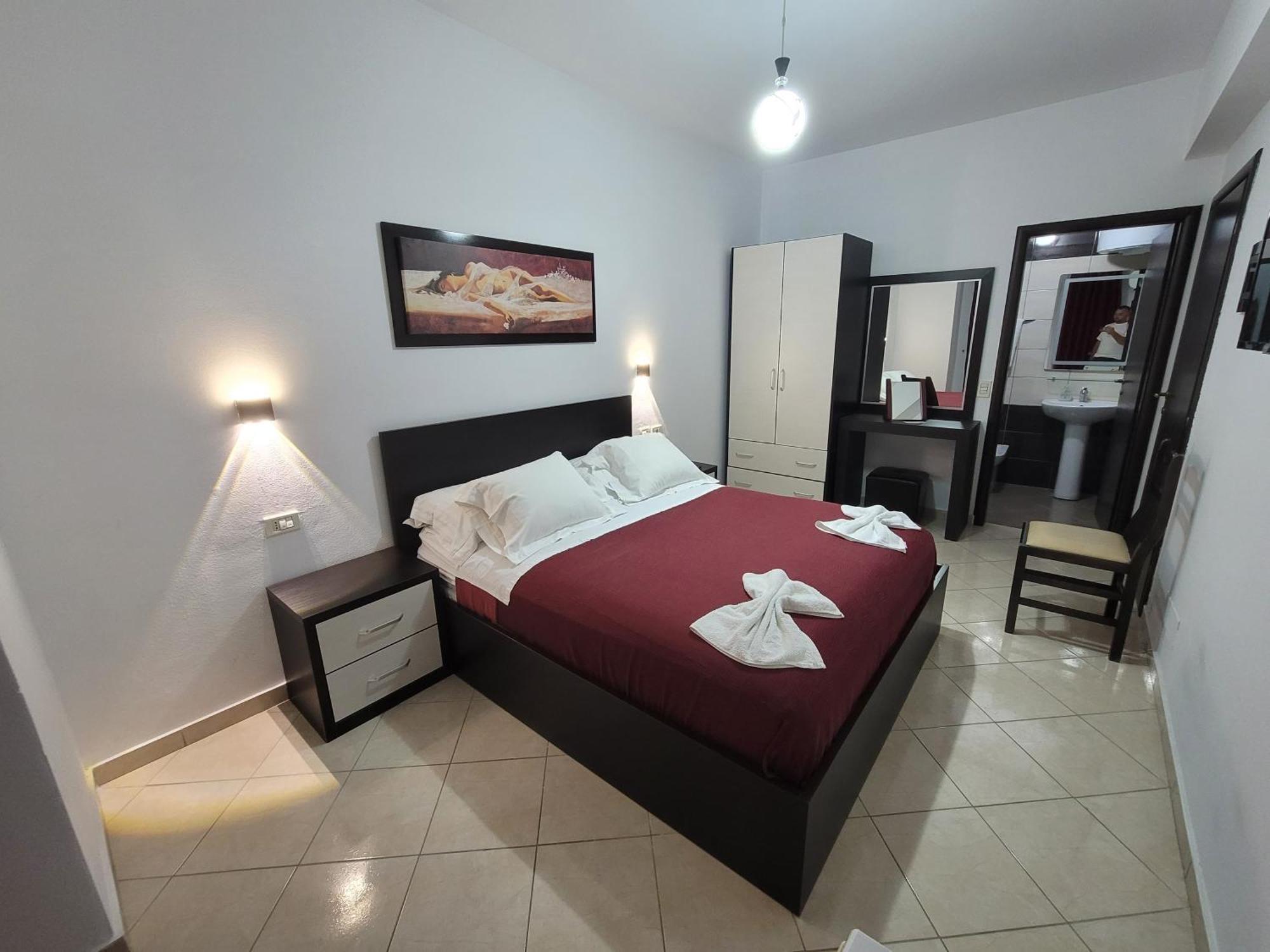 Haris Hotel Wlora Zewnętrze zdjęcie
