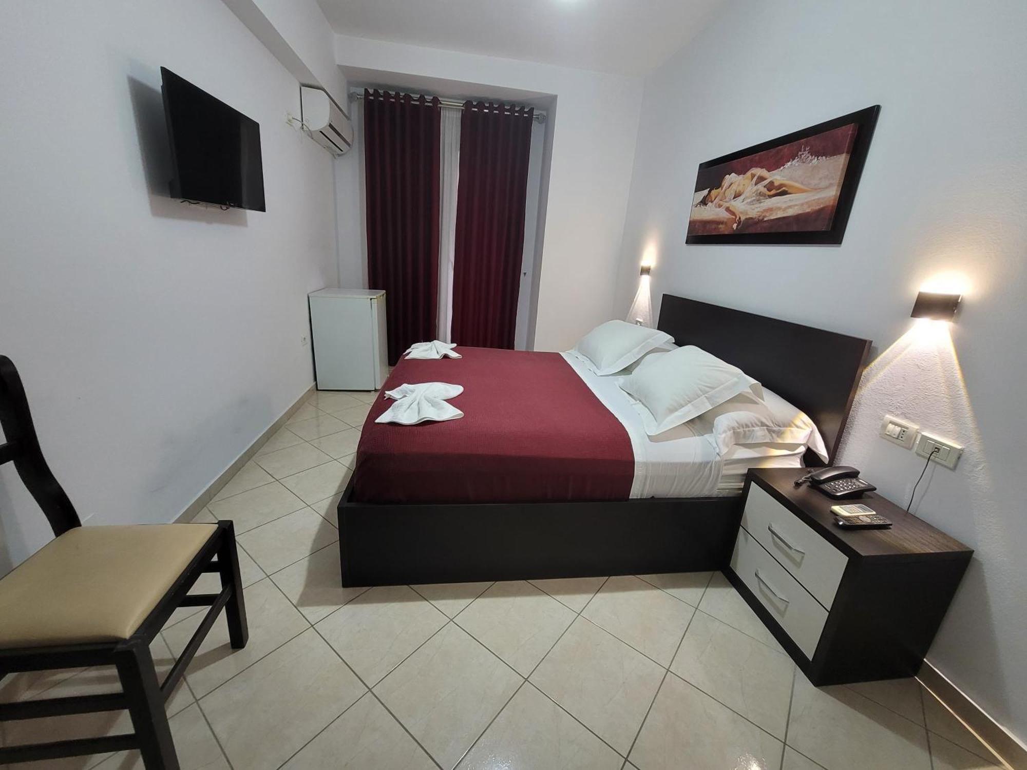 Haris Hotel Wlora Zewnętrze zdjęcie