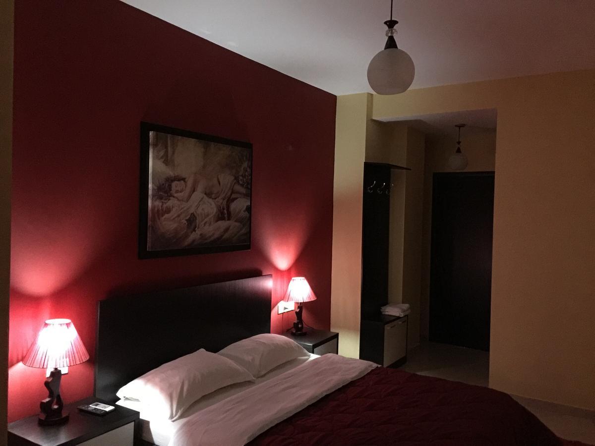 Haris Hotel Wlora Zewnętrze zdjęcie
