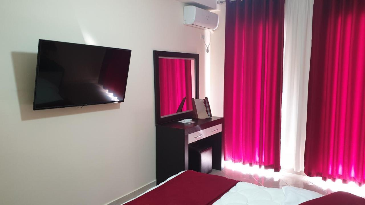 Haris Hotel Wlora Zewnętrze zdjęcie