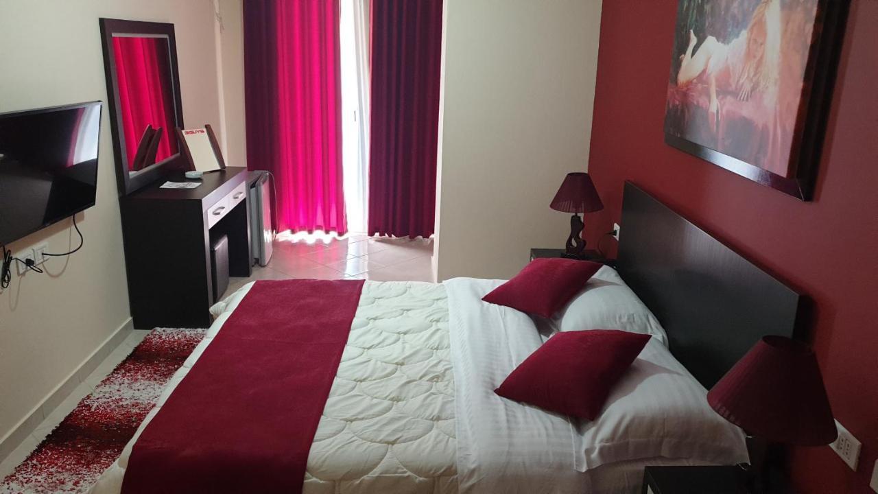 Haris Hotel Wlora Zewnętrze zdjęcie